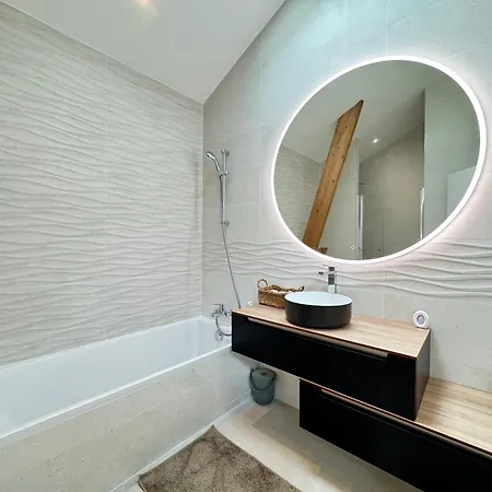 L'instant - Wifi, Tv, 8 Personnes, Jardin * קאקרפו